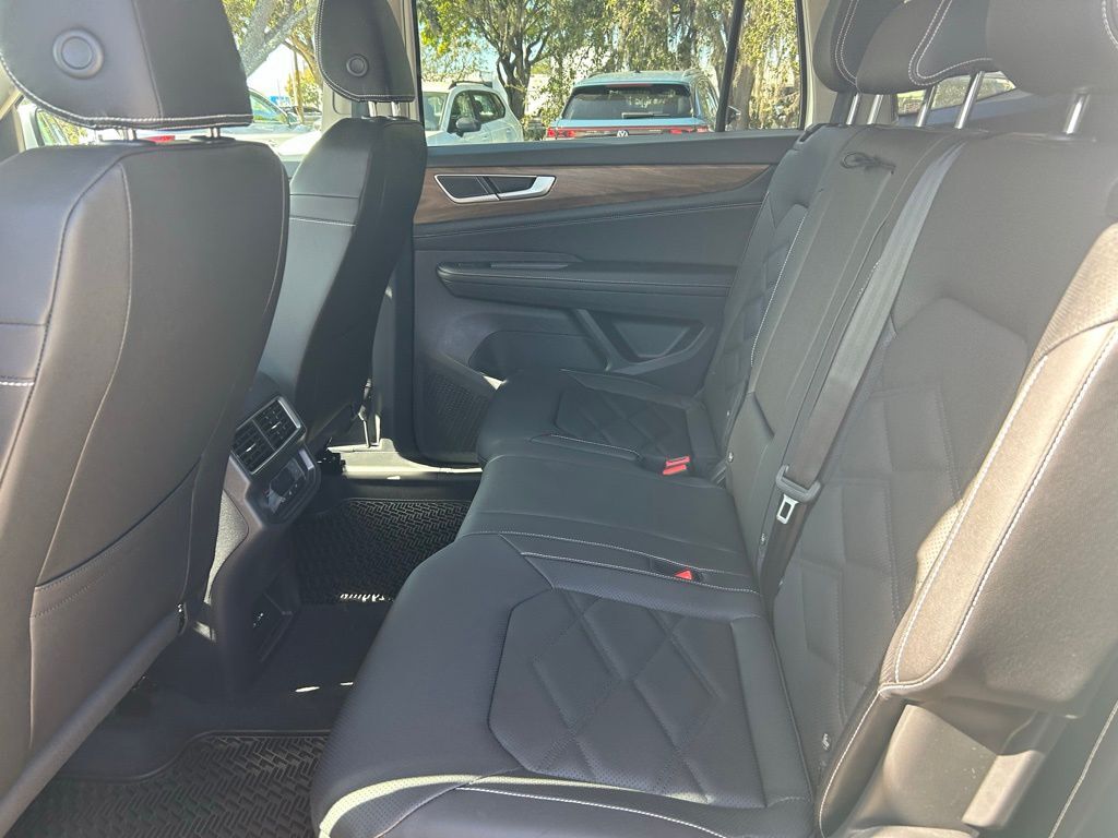 2026 Volkswagen Atlas 2.0T SE Tampa FL