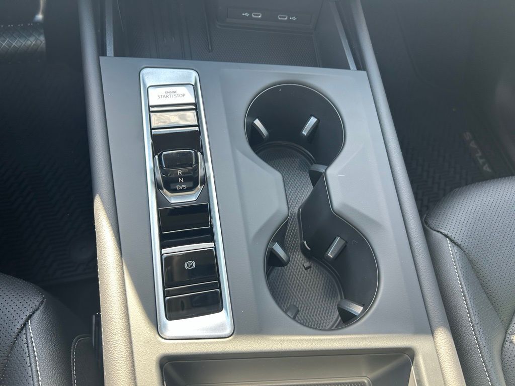 2026 Volkswagen Atlas 2.0T SE Tampa FL