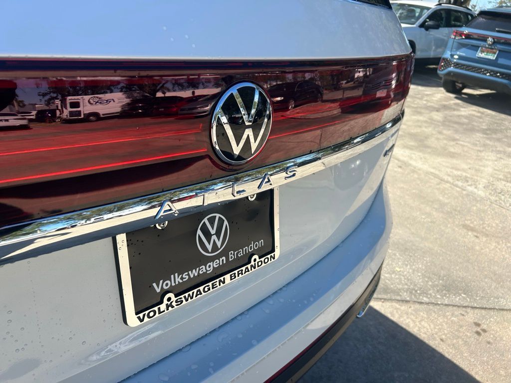 2026 Volkswagen Atlas 2.0T SE Tampa FL