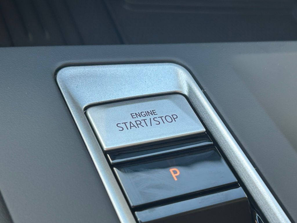 2026 Volkswagen Atlas 2.0T SE Tampa FL