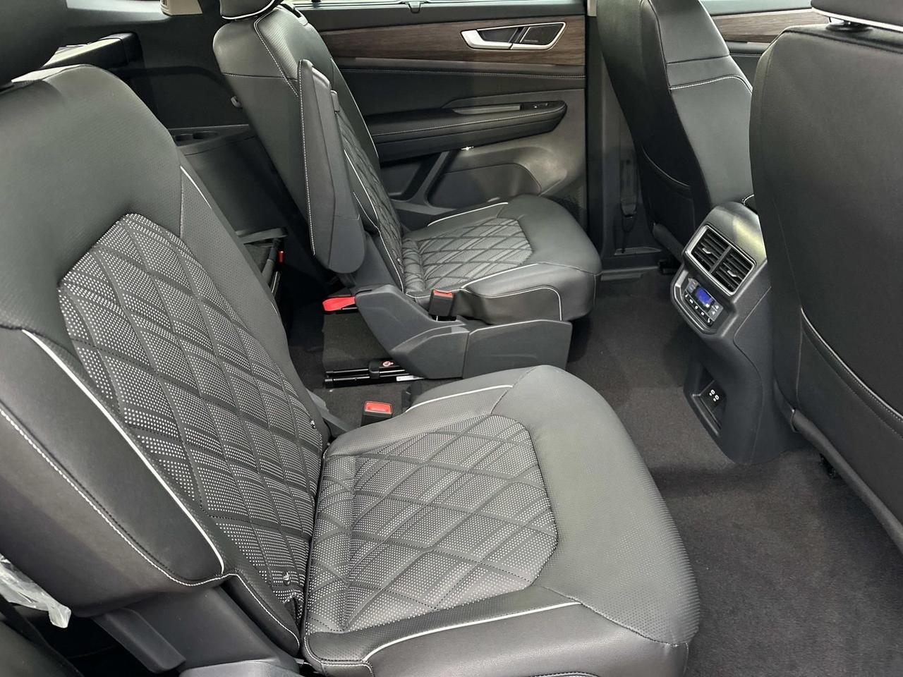 2026 Volkswagen Atlas 2.0T SEL Premium R-Line Woodbridge VA