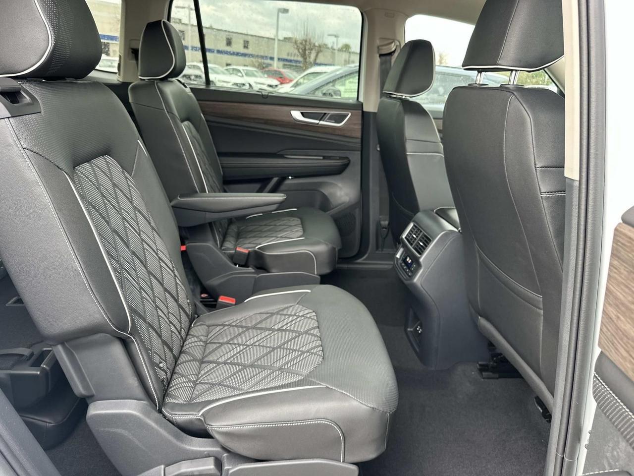 2026 Volkswagen Atlas 2.0T SEL Premium R-Line Woodbridge VA