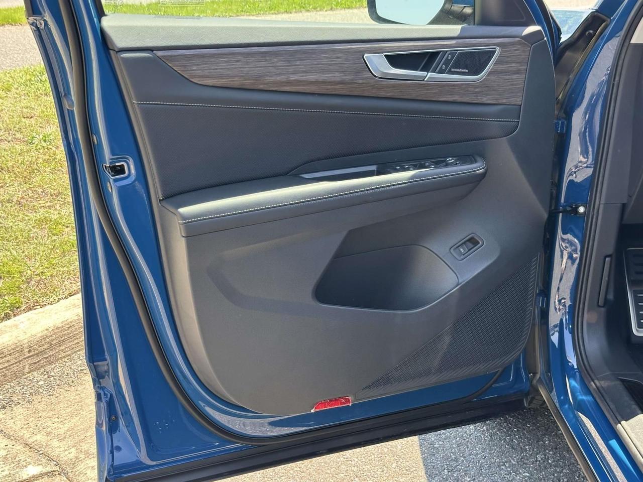 2026 Volkswagen Atlas 2.0T SEL Premium R-Line Woodbridge VA