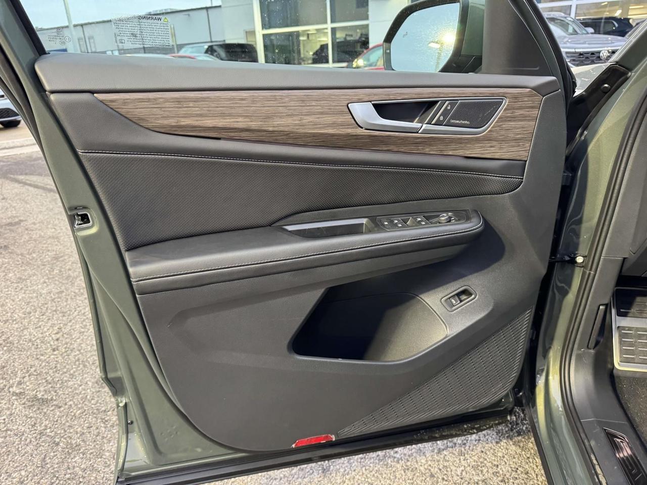 2026 Volkswagen Atlas 2.0T SEL Premium R-Line Woodbridge VA