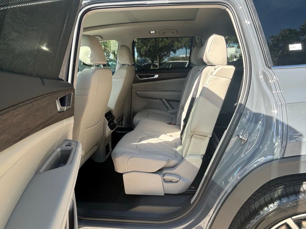 2026 Volkswagen Atlas 2.0T SEL Premium R-Line Tampa FL