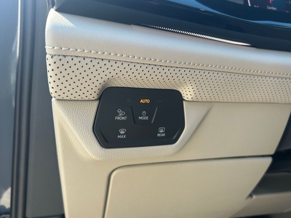 2026 Volkswagen Atlas 2.0T SEL Premium R-Line Tampa FL