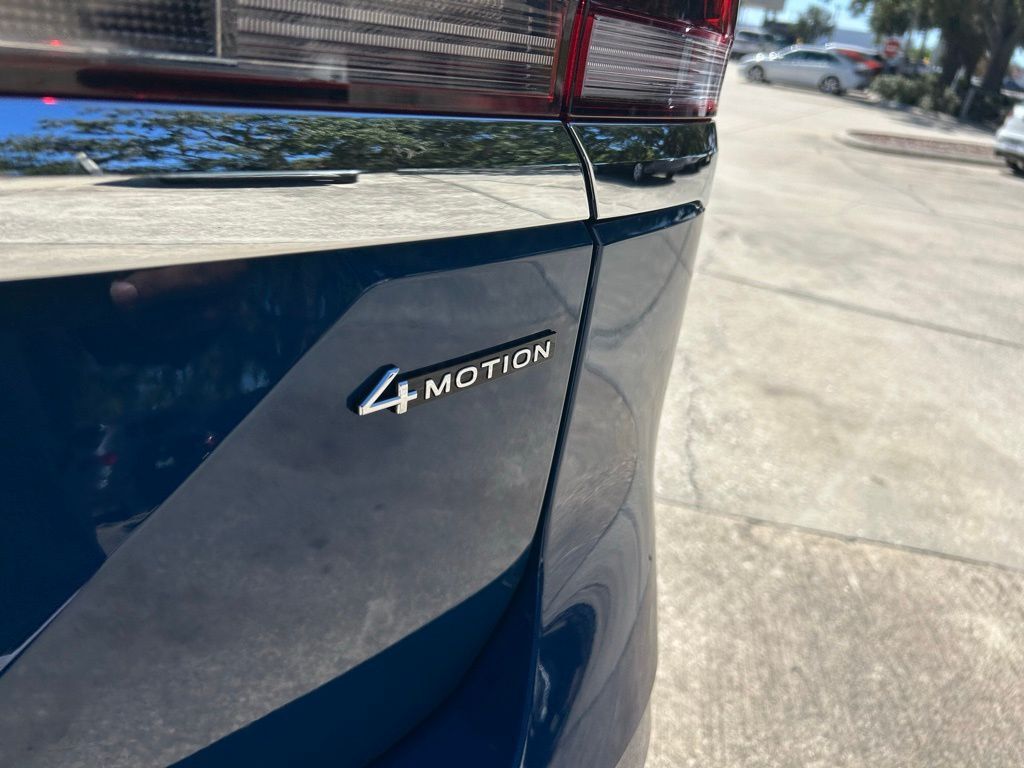 2026 Volkswagen Atlas 2.0T SEL Premium R-Line Tampa FL