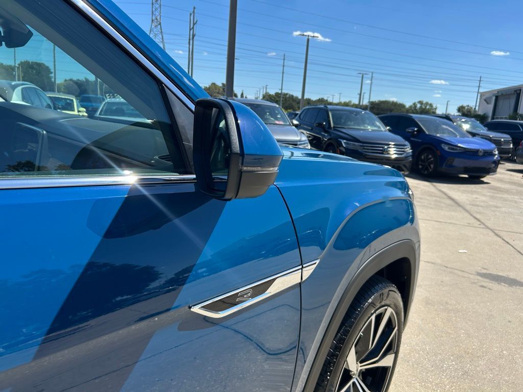 2026 Volkswagen Atlas 2.0T SEL Premium R-Line Tampa FL