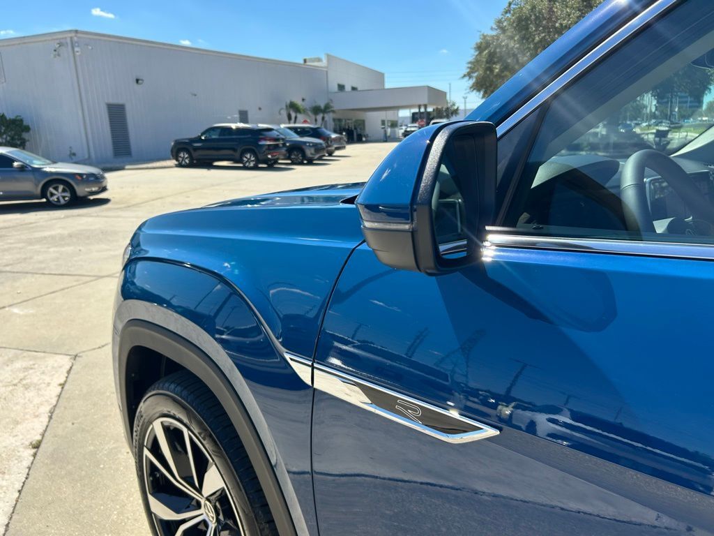 2026 Volkswagen Atlas 2.0T SEL Premium R-Line Tampa FL