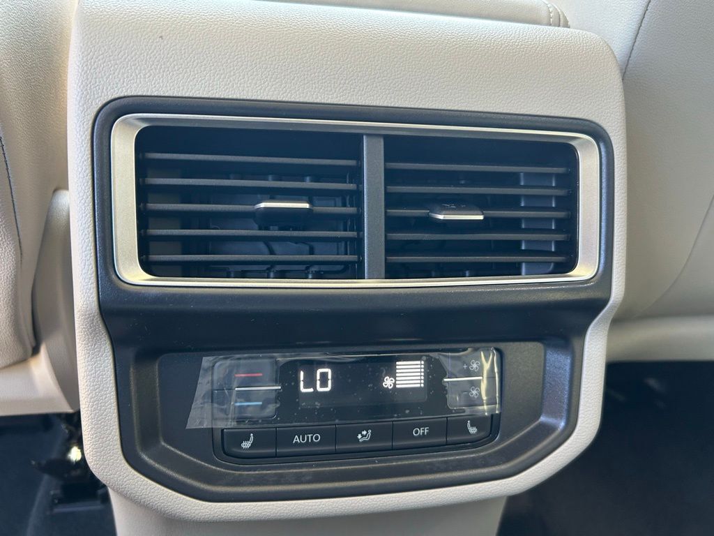 2026 Volkswagen Atlas 2.0T SEL Premium R-Line Tampa FL