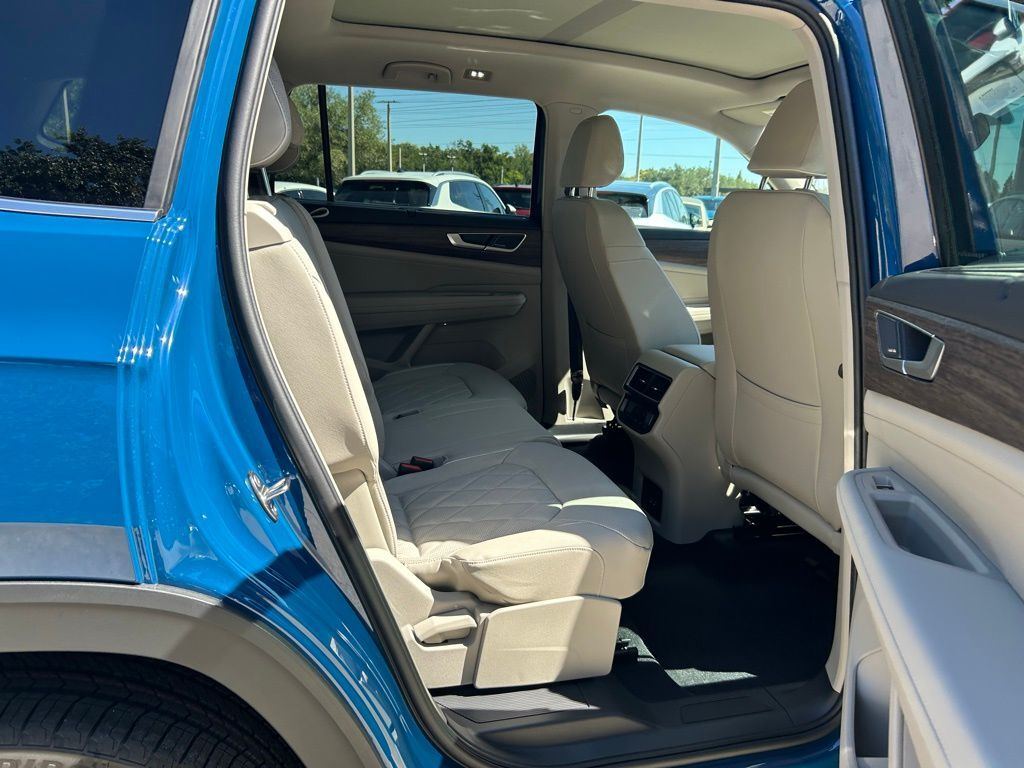 2026 Volkswagen Atlas 2.0T SEL Premium R-Line Tampa FL