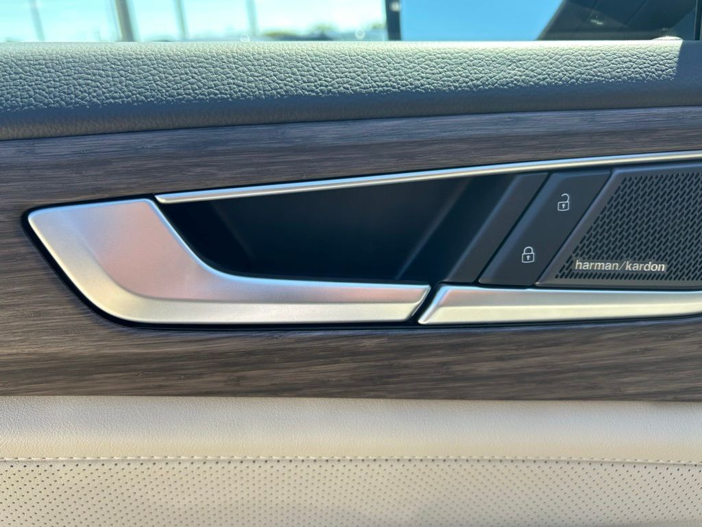 2026 Volkswagen Atlas 2.0T SEL Premium R-Line Tampa FL