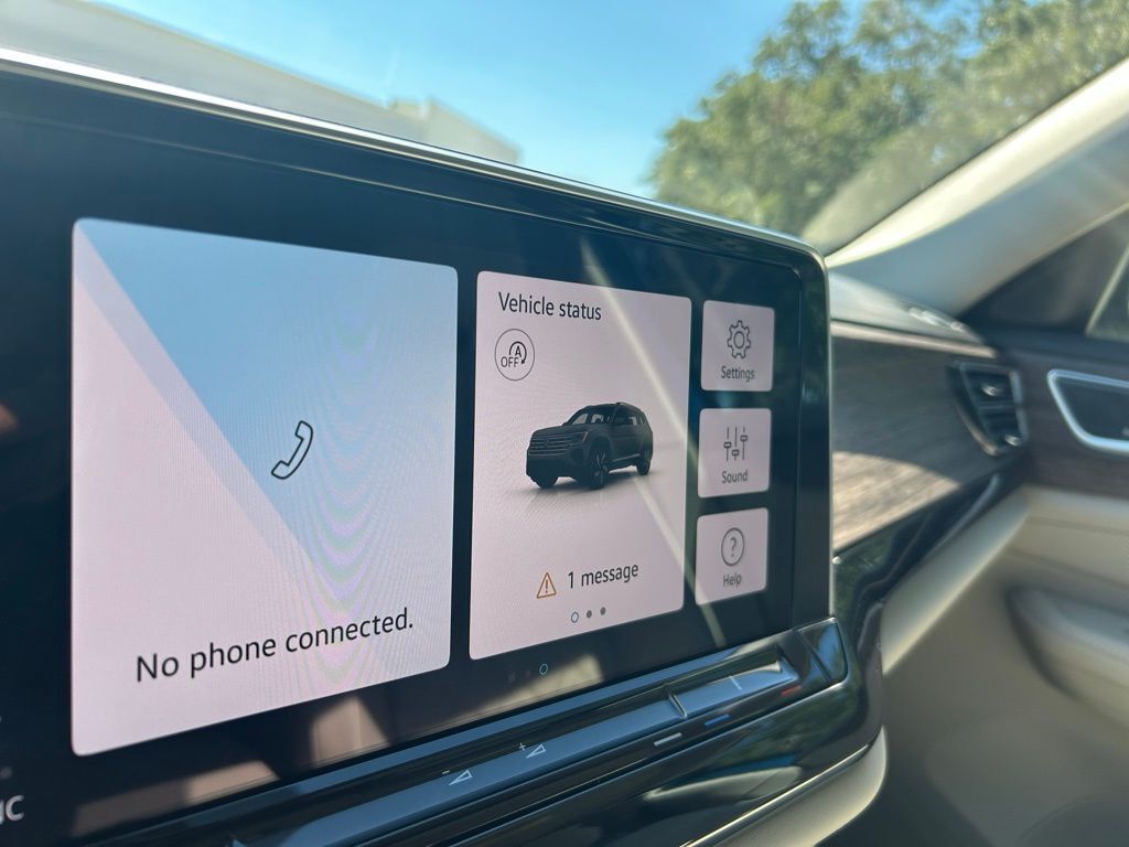 2026 Volkswagen Atlas 2.0T SEL Premium R-Line Tampa FL