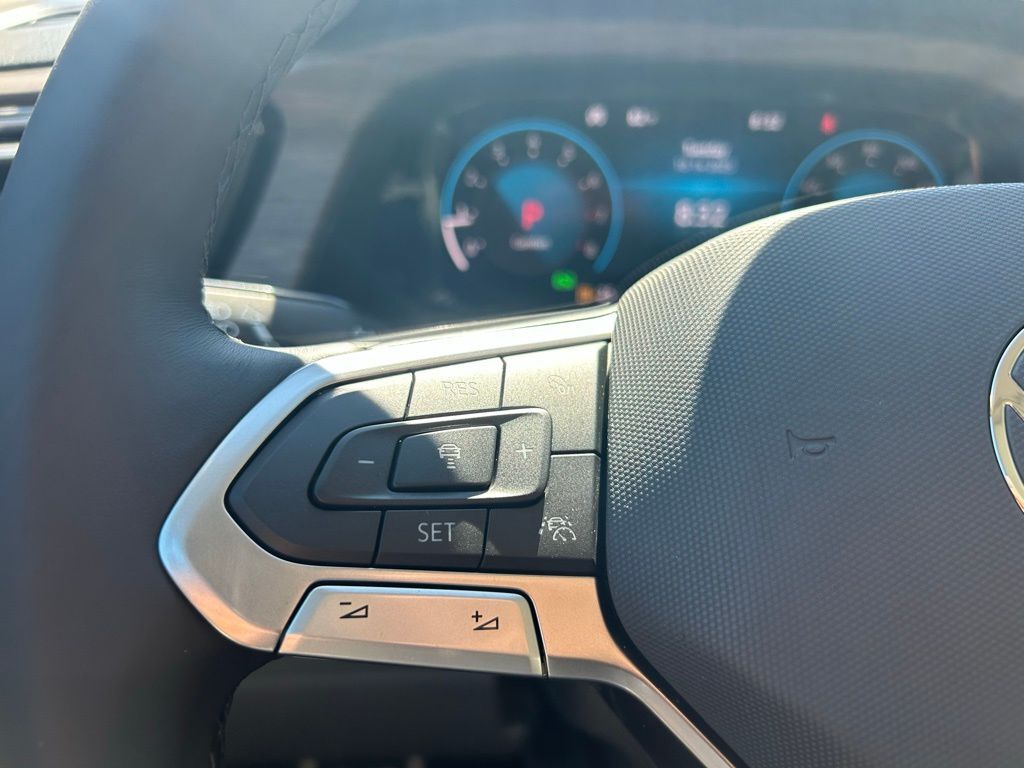 2026 Volkswagen Atlas 2.0T SEL Premium R-Line Tampa FL