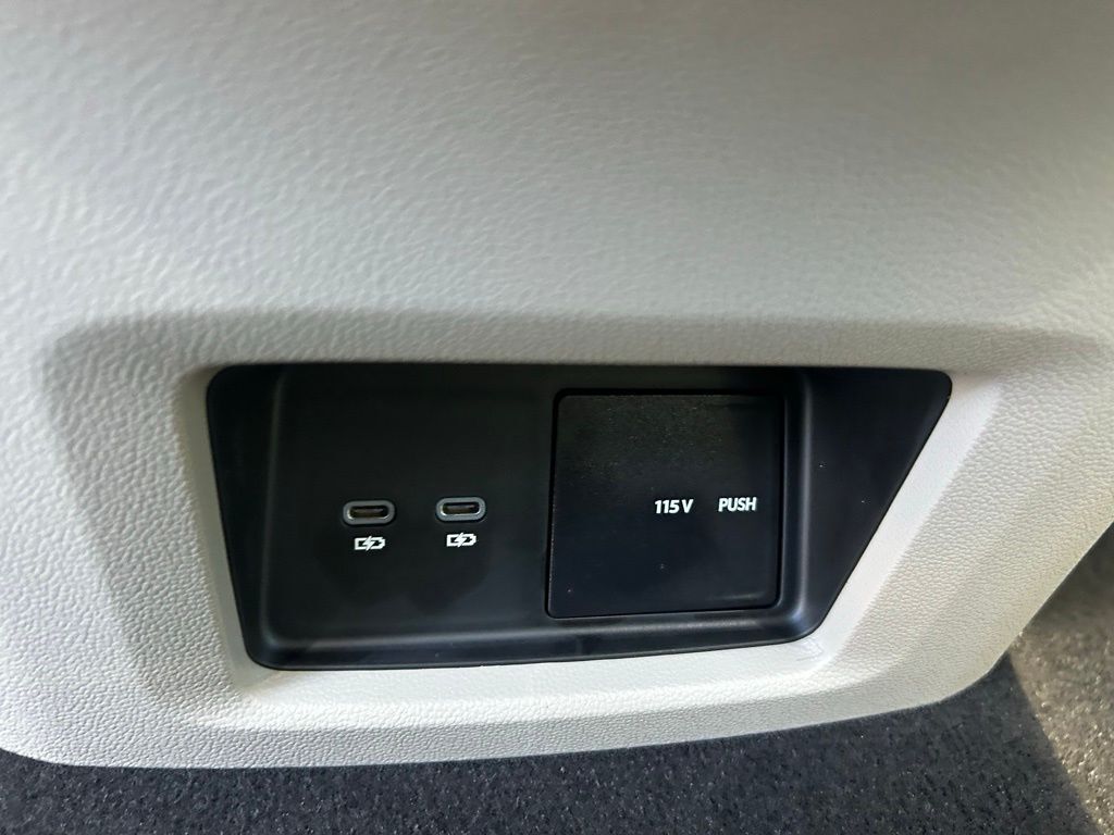 2026 Volkswagen Atlas 2.0T SEL Premium R-Line Tampa FL