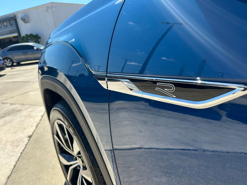 2026 Volkswagen Atlas 2.0T SEL Premium R-Line Tampa FL