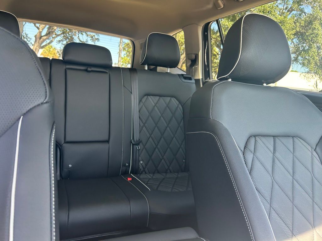 2026 Volkswagen Atlas 2.0T SEL Premium R-Line Tampa FL