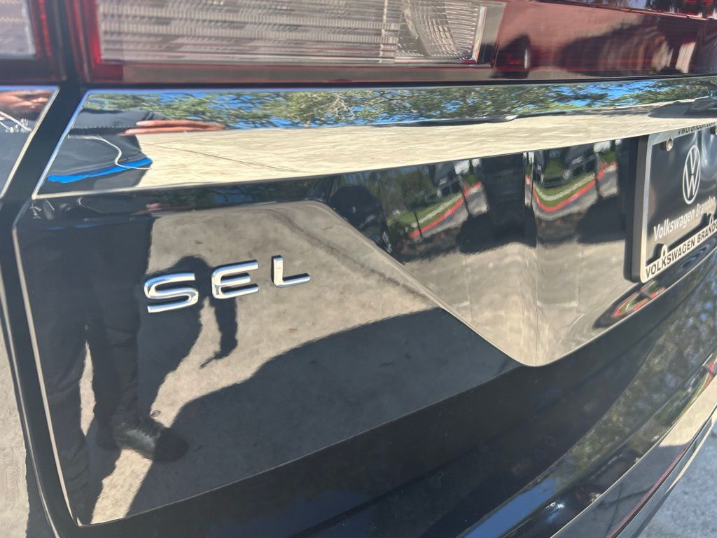 2026 Volkswagen Atlas 2.0T SEL Premium R-Line Tampa FL