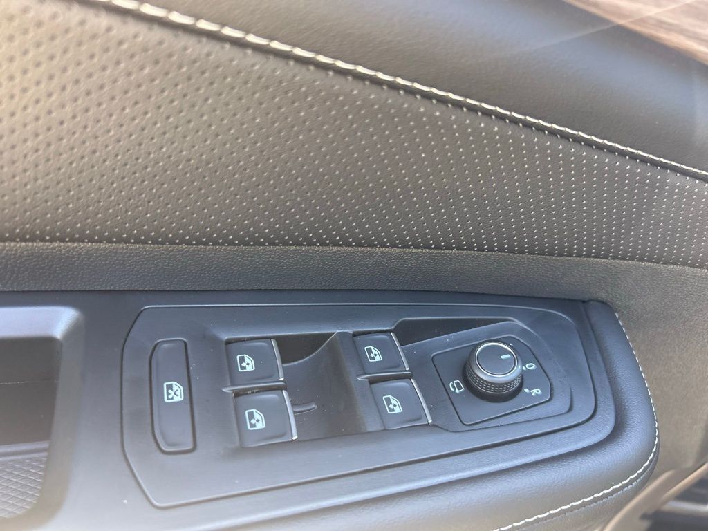 2026 Volkswagen Atlas 2.0T SEL Premium R-Line Tampa FL