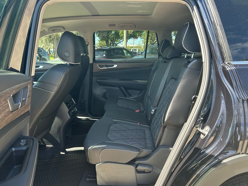 2026 Volkswagen Atlas 2.0T SEL Premium R-Line Tampa FL