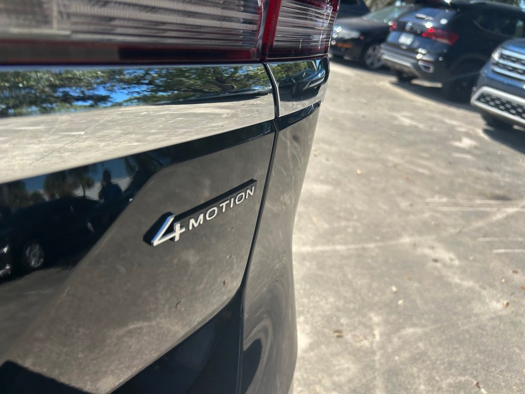 2026 Volkswagen Atlas 2.0T SEL Premium R-Line Tampa FL