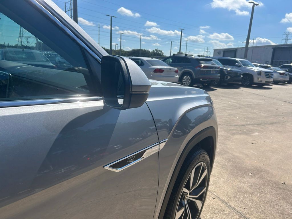 2026 Volkswagen Atlas 2.0T SEL Premium R-Line Tampa FL