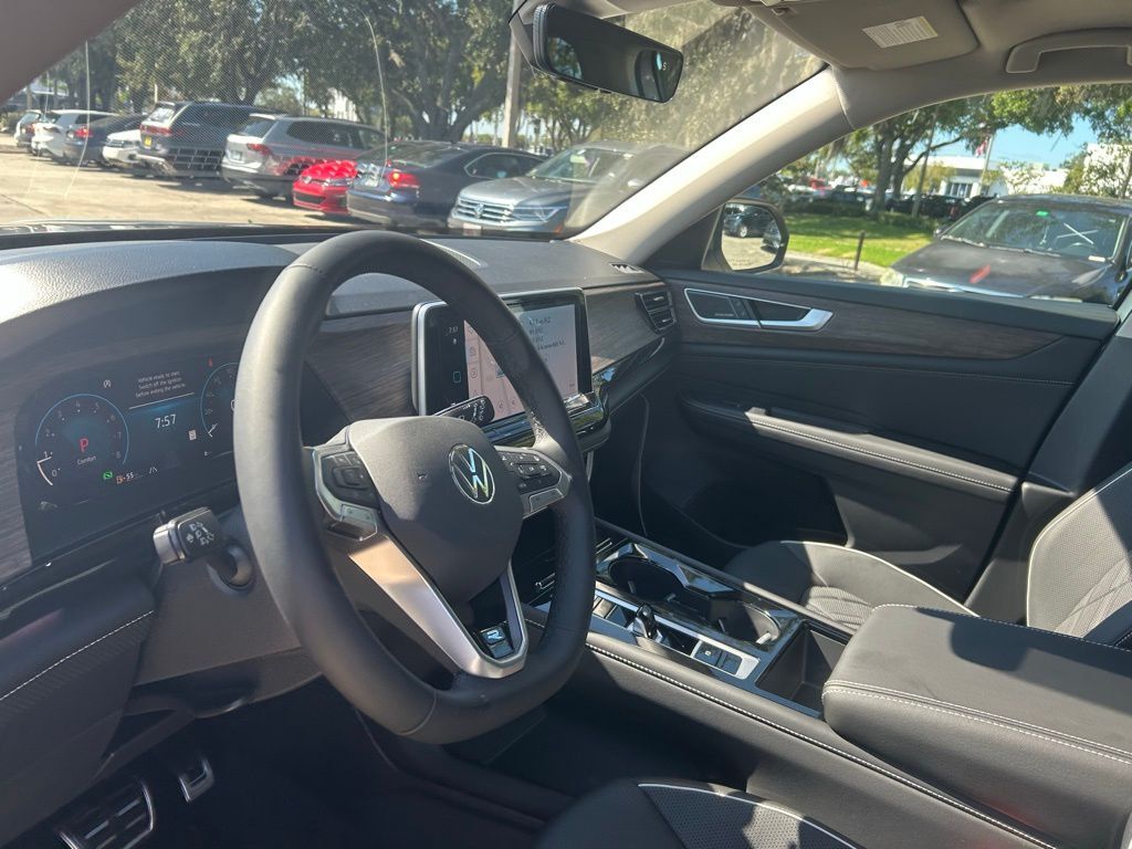 2026 Volkswagen Atlas 2.0T SEL Premium R-Line Tampa FL