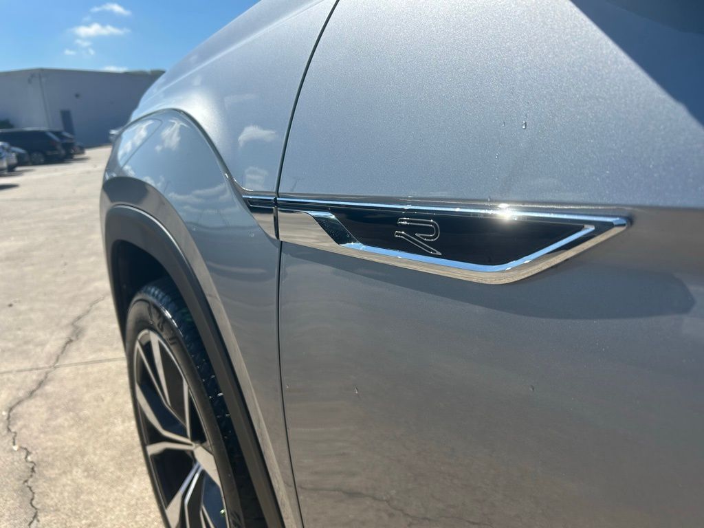 2026 Volkswagen Atlas 2.0T SEL Premium R-Line Tampa FL