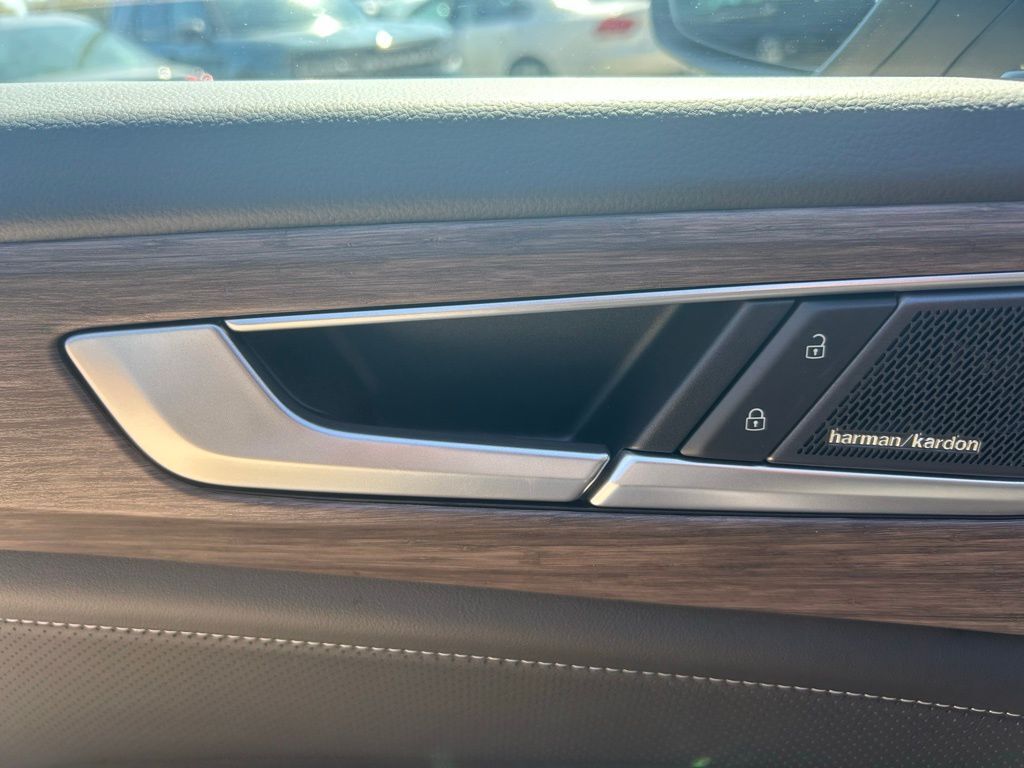 2026 Volkswagen Atlas 2.0T SEL Premium R-Line Tampa FL