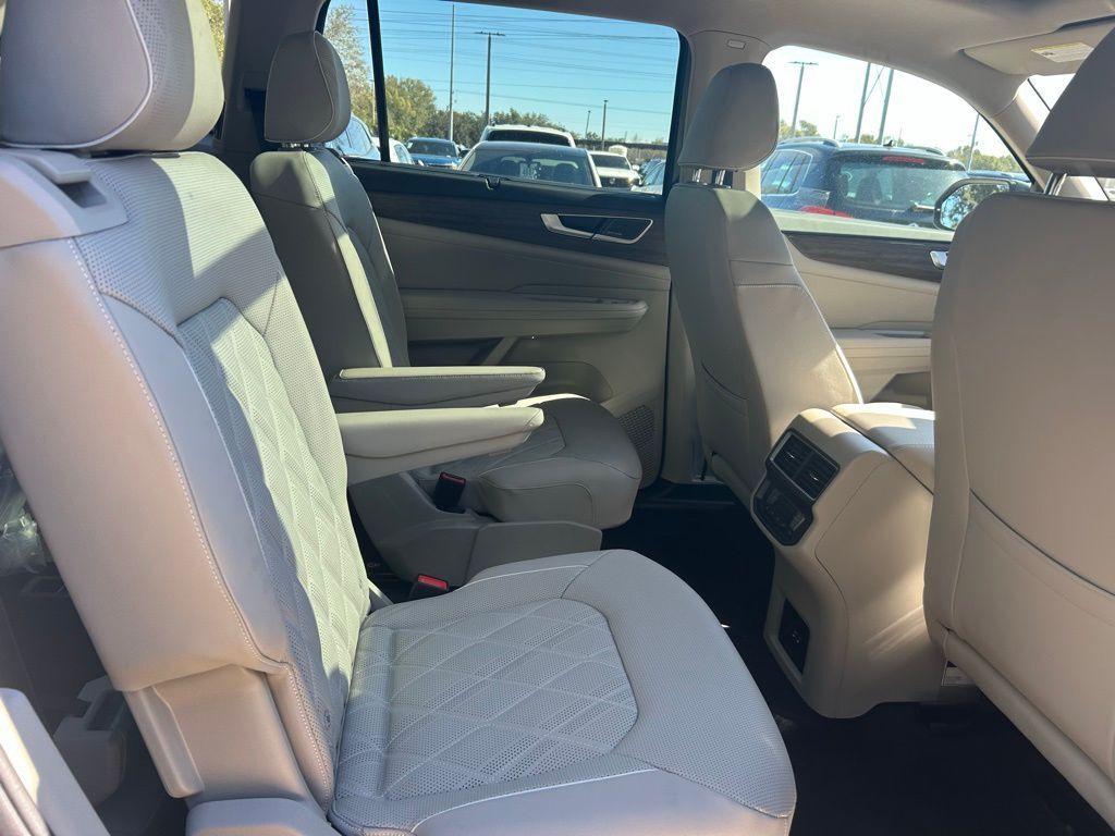 2026 Volkswagen Atlas 2.0T SEL Premium R-Line Tampa FL