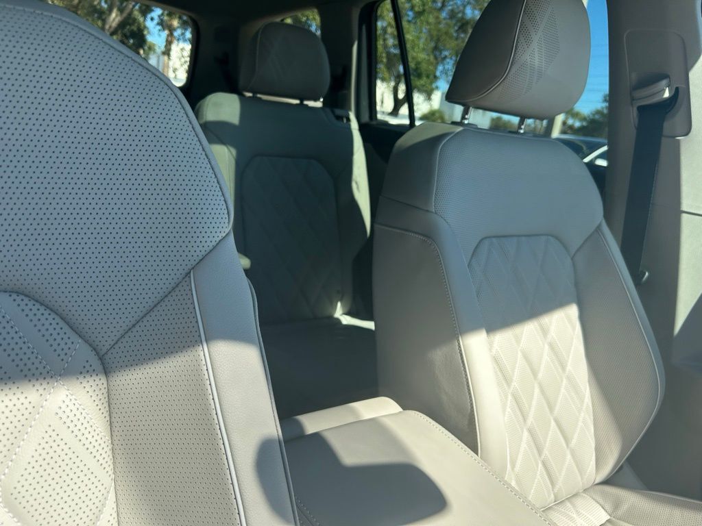 2026 Volkswagen Atlas 2.0T SEL Premium R-Line Tampa FL