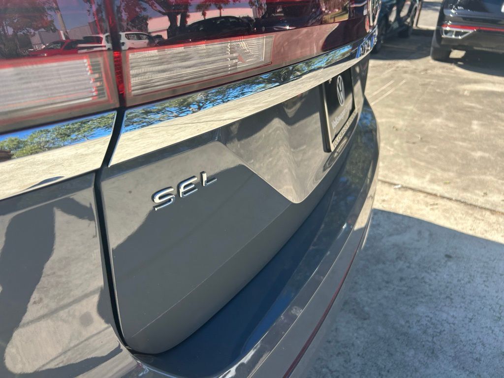 2026 Volkswagen Atlas 2.0T SEL Premium R-Line Tampa FL