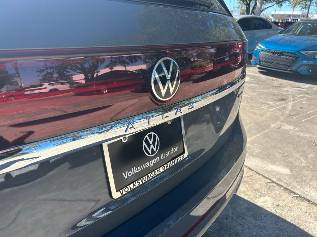 2026 Volkswagen Atlas 2.0T SEL Premium R-Line Tampa FL
