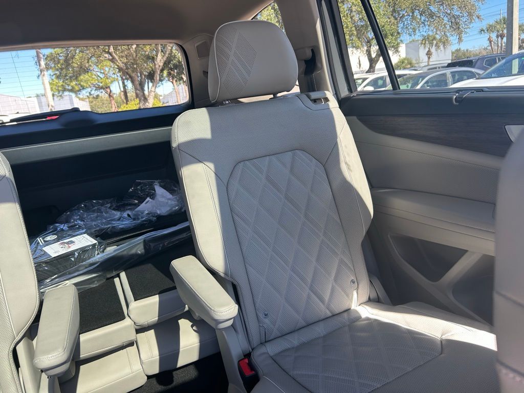 2026 Volkswagen Atlas 2.0T SEL Premium R-Line Tampa FL