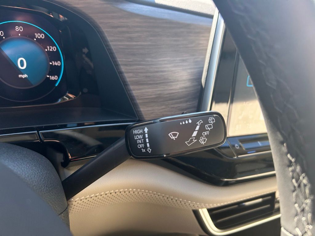 2026 Volkswagen Atlas 2.0T SEL Premium R-Line Tampa FL