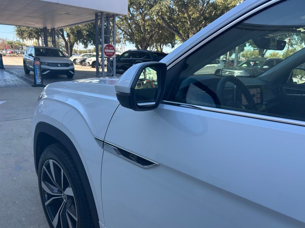 2026 Volkswagen Atlas 2.0T SEL Premium R-Line Tampa FL