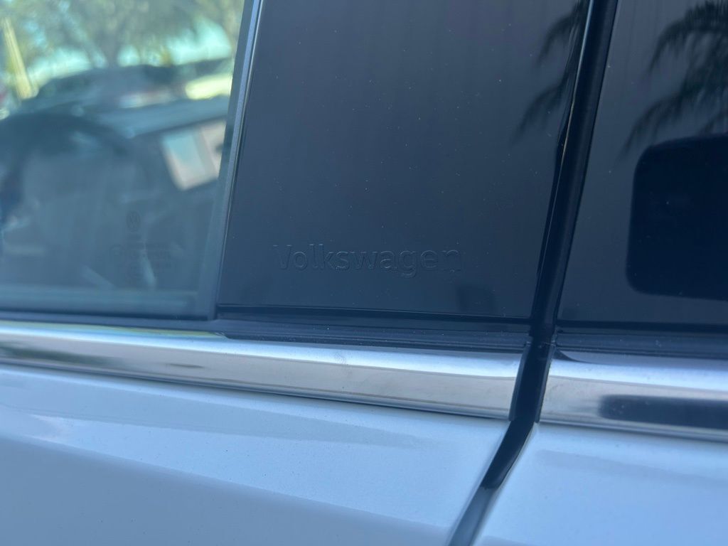 2026 Volkswagen Atlas 2.0T SEL Premium R-Line Tampa FL