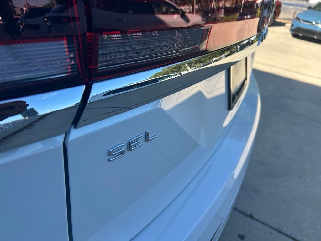 2026 Volkswagen Atlas 2.0T SEL Premium R-Line Tampa FL