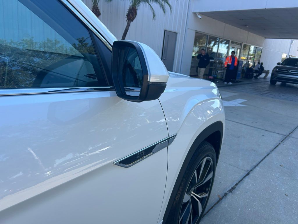 2026 Volkswagen Atlas 2.0T SEL Premium R-Line Tampa FL