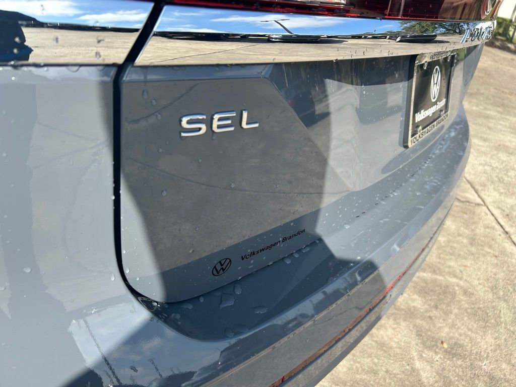 2026 Volkswagen Atlas 2.0T SEL Premium R-Line Tampa FL