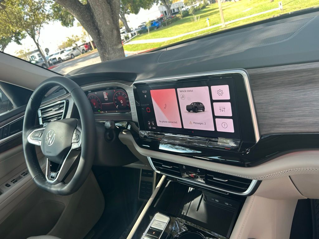 2026 Volkswagen Atlas 2.0T SEL Premium R-Line Tampa FL