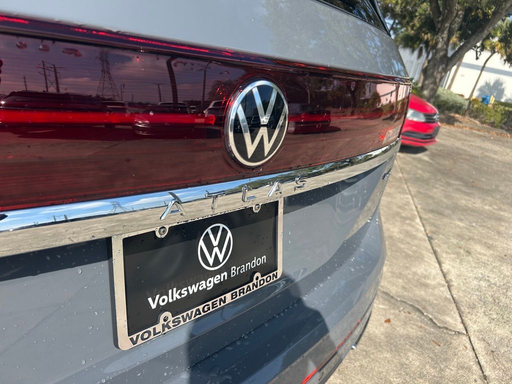 2026 Volkswagen Atlas 2.0T SEL Premium R-Line Tampa FL