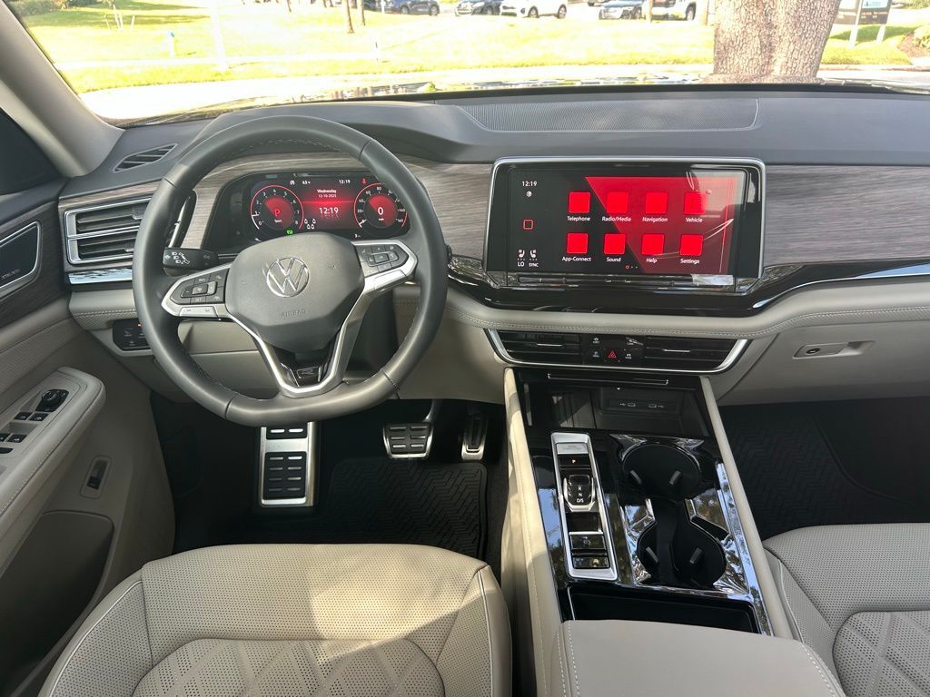 2026 Volkswagen Atlas 2.0T SEL Premium R-Line Tampa FL