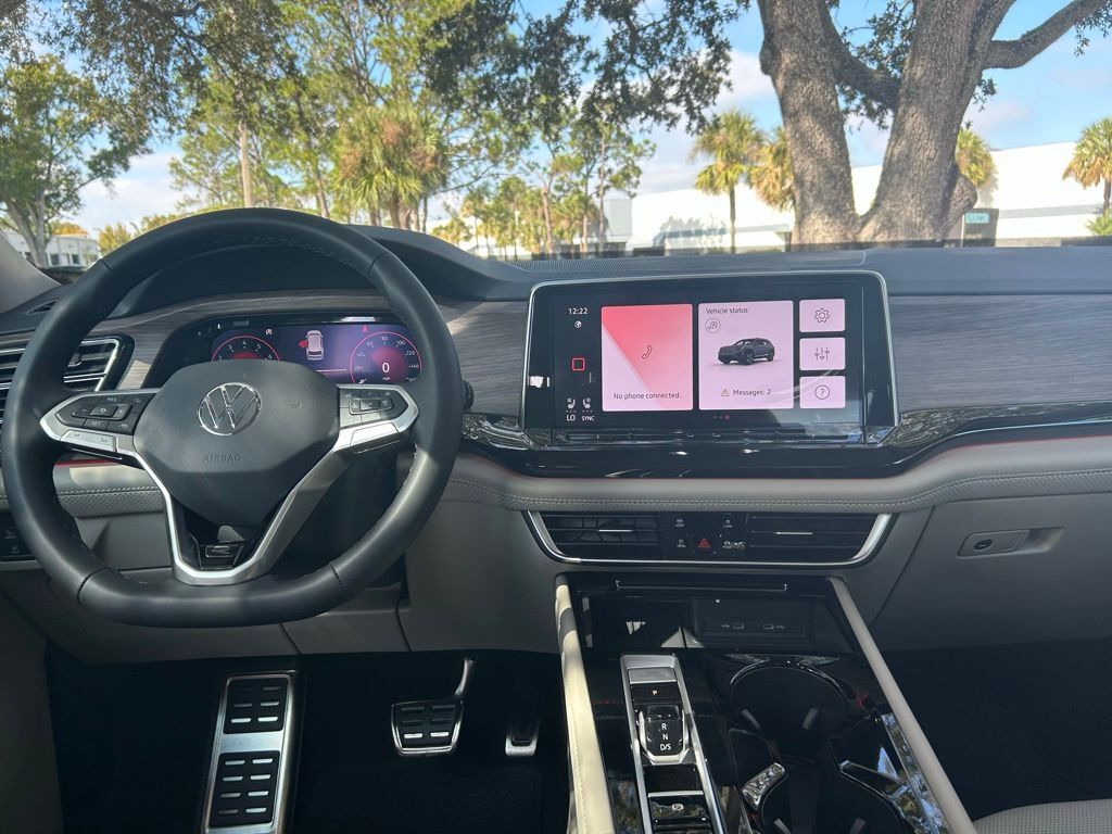 2026 Volkswagen Atlas 2.0T SEL Premium R-Line Tampa FL