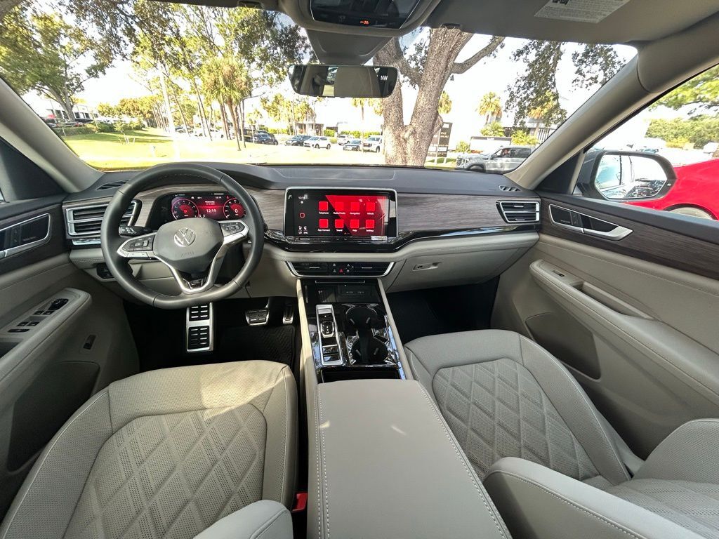 2026 Volkswagen Atlas 2.0T SEL Premium R-Line Tampa FL
