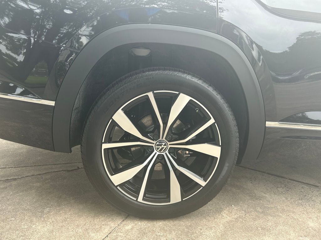 2026 Volkswagen Atlas 2.0T SEL Premium R-Line Tampa FL