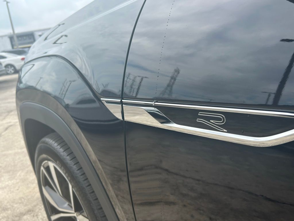 2026 Volkswagen Atlas 2.0T SEL Premium R-Line Tampa FL