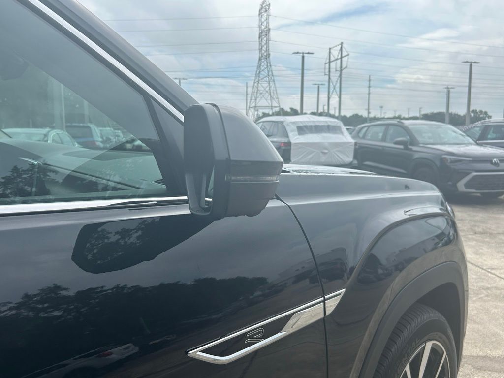 2026 Volkswagen Atlas 2.0T SEL Premium R-Line Tampa FL