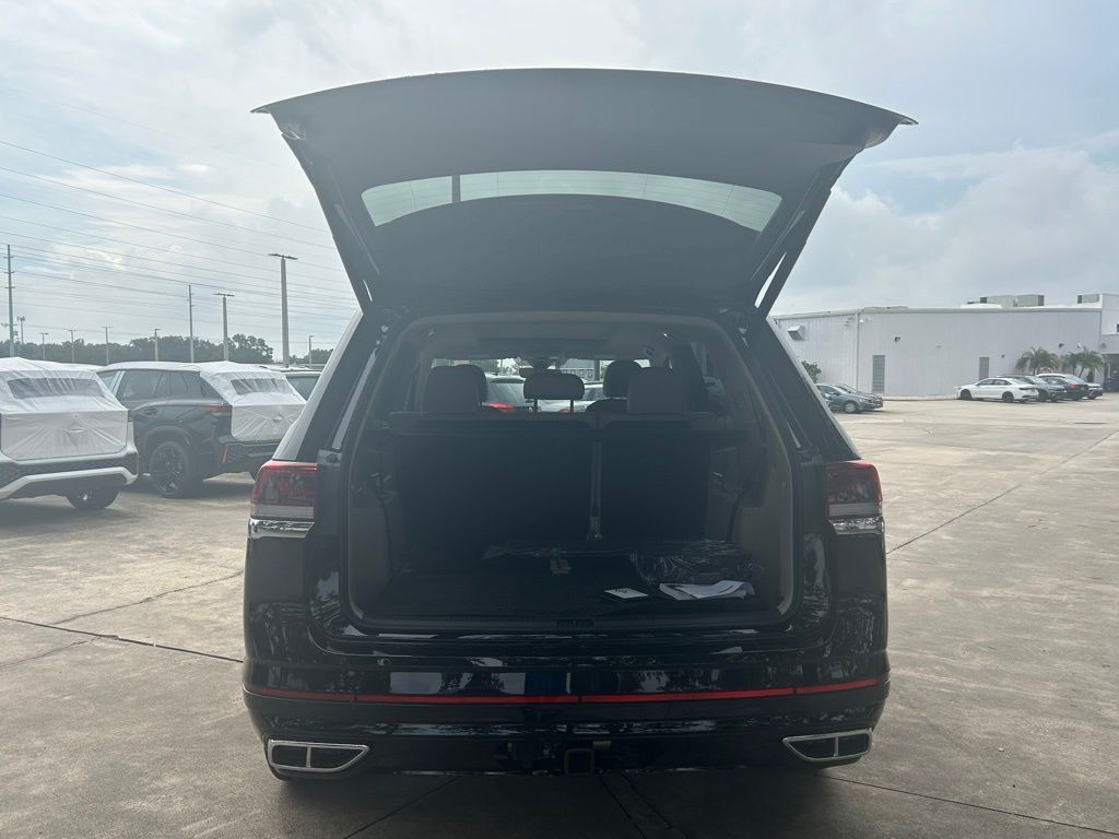 2026 Volkswagen Atlas 2.0T SEL Premium R-Line Tampa FL