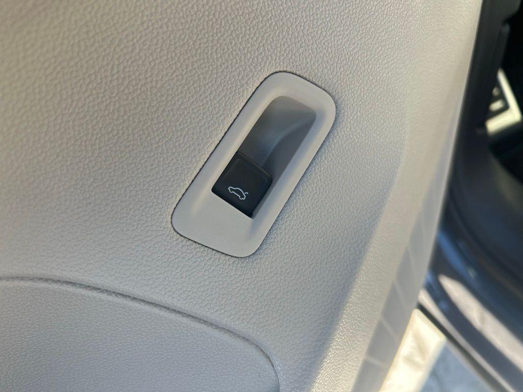 2026 Volkswagen Atlas 2.0T SEL Premium R-Line Tampa FL